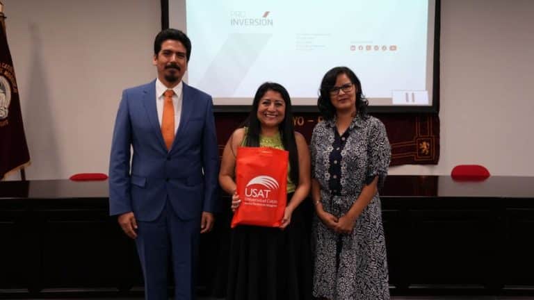 USAT recibe a exministra de Economía para analizar los retos de infraestructura en el Perú