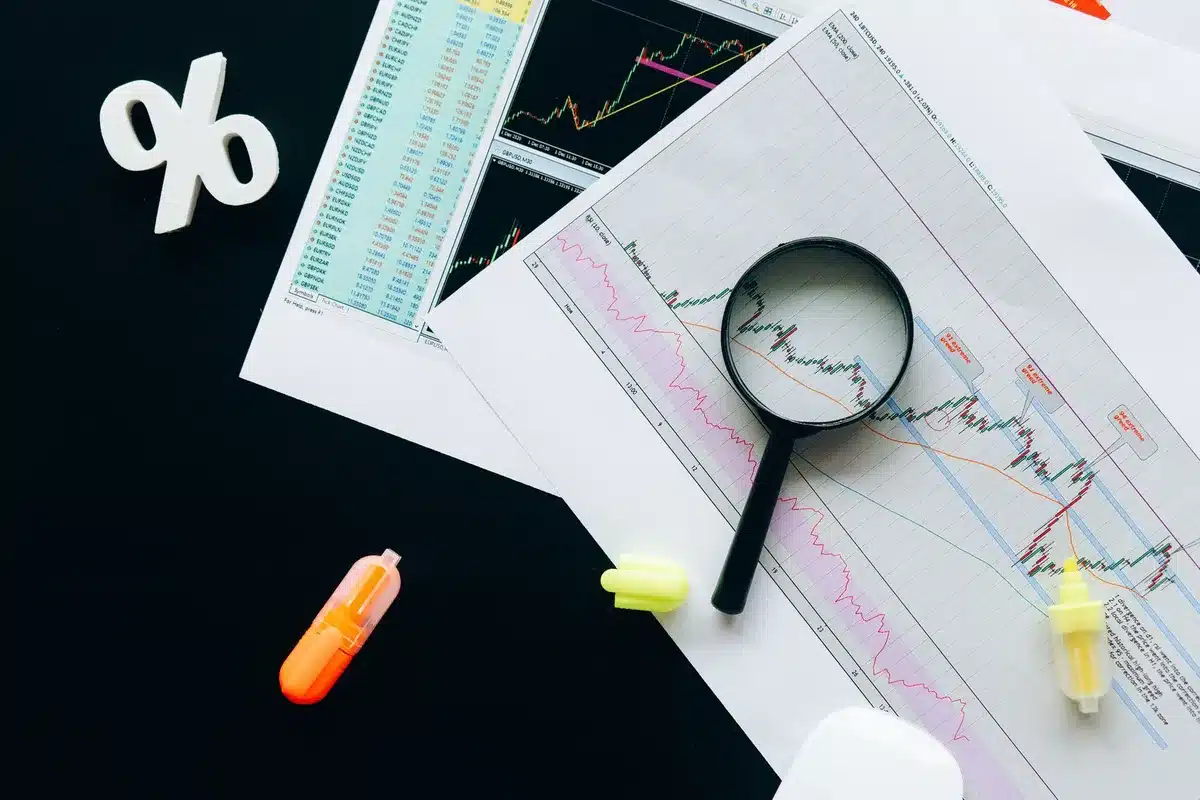 Documentos y gráficos sobre medidas fiscales del gobierno
